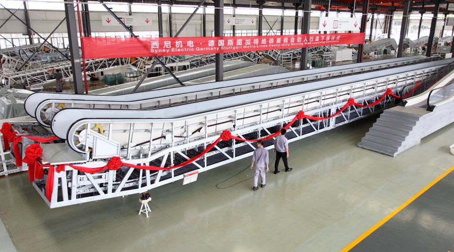 “熱火朝天迎下線，風雨無阻忙發(fā)運”—西尼機電 · 斯圖加特重載自動人行道下線、發(fā)運儀式隆重舉行！