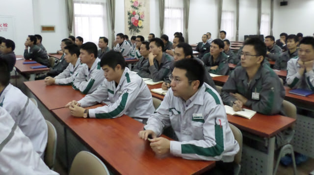 提高安全意識(shí) 打造和諧西尼—新《安全生產(chǎn)法》學(xué)習(xí)